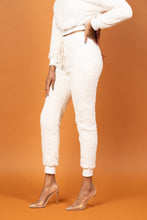 Load image into Gallery viewer, KERRY